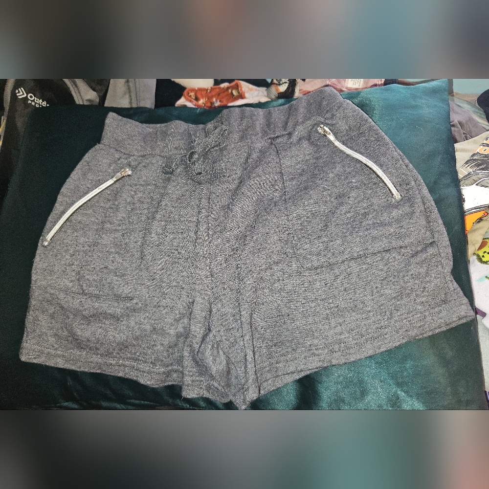 Gray Women's Casual Shorts Size Med.